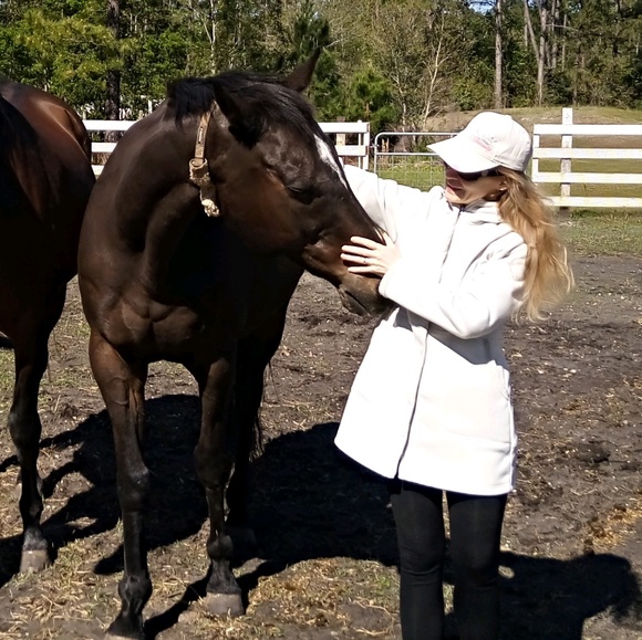 Meet your Posher, Lana - Picture 1 of 1